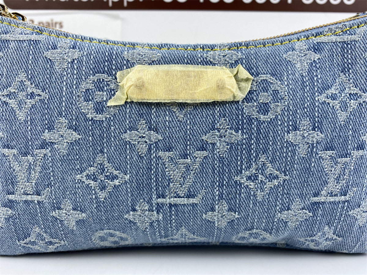 LV Pochette Monogram Blue (24.5x13.5x6.5cm)