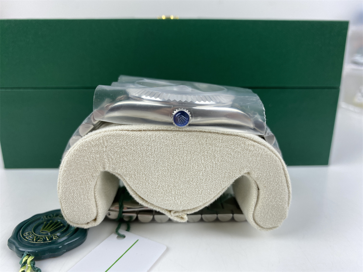 Rolex White Gold (40mm)