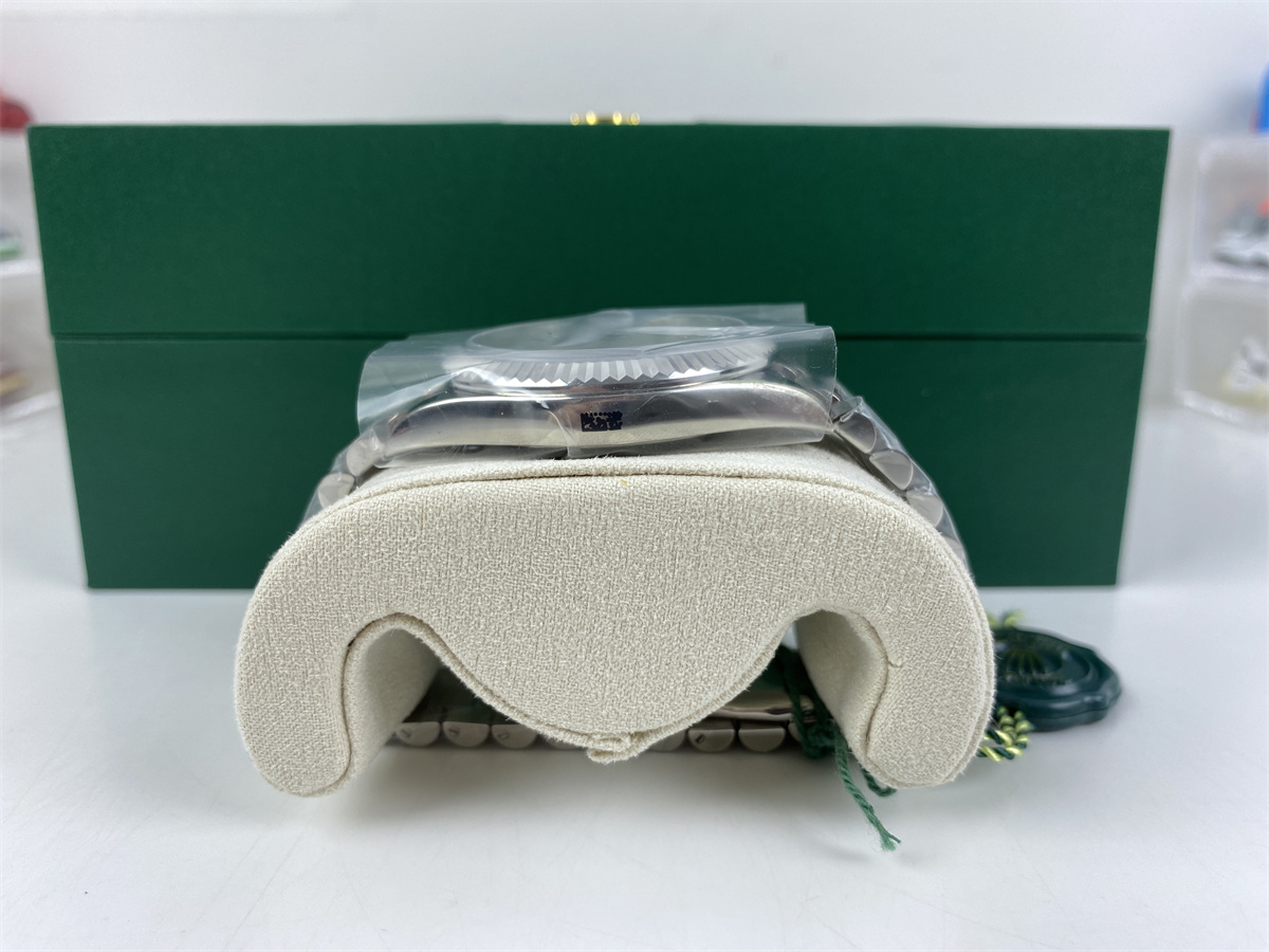 Rolex White Gold (40mm)