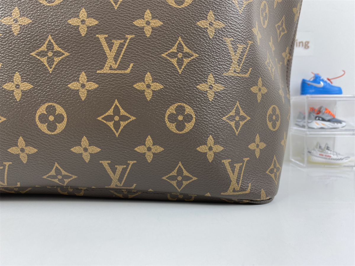 LV bag NverFull M41177 (31x28x14cm)