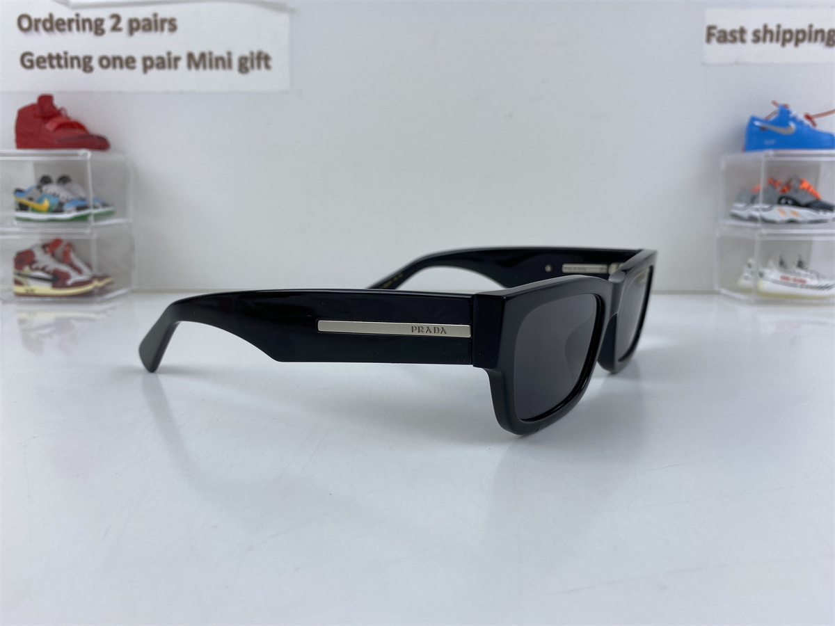 Pra*a sunglasses