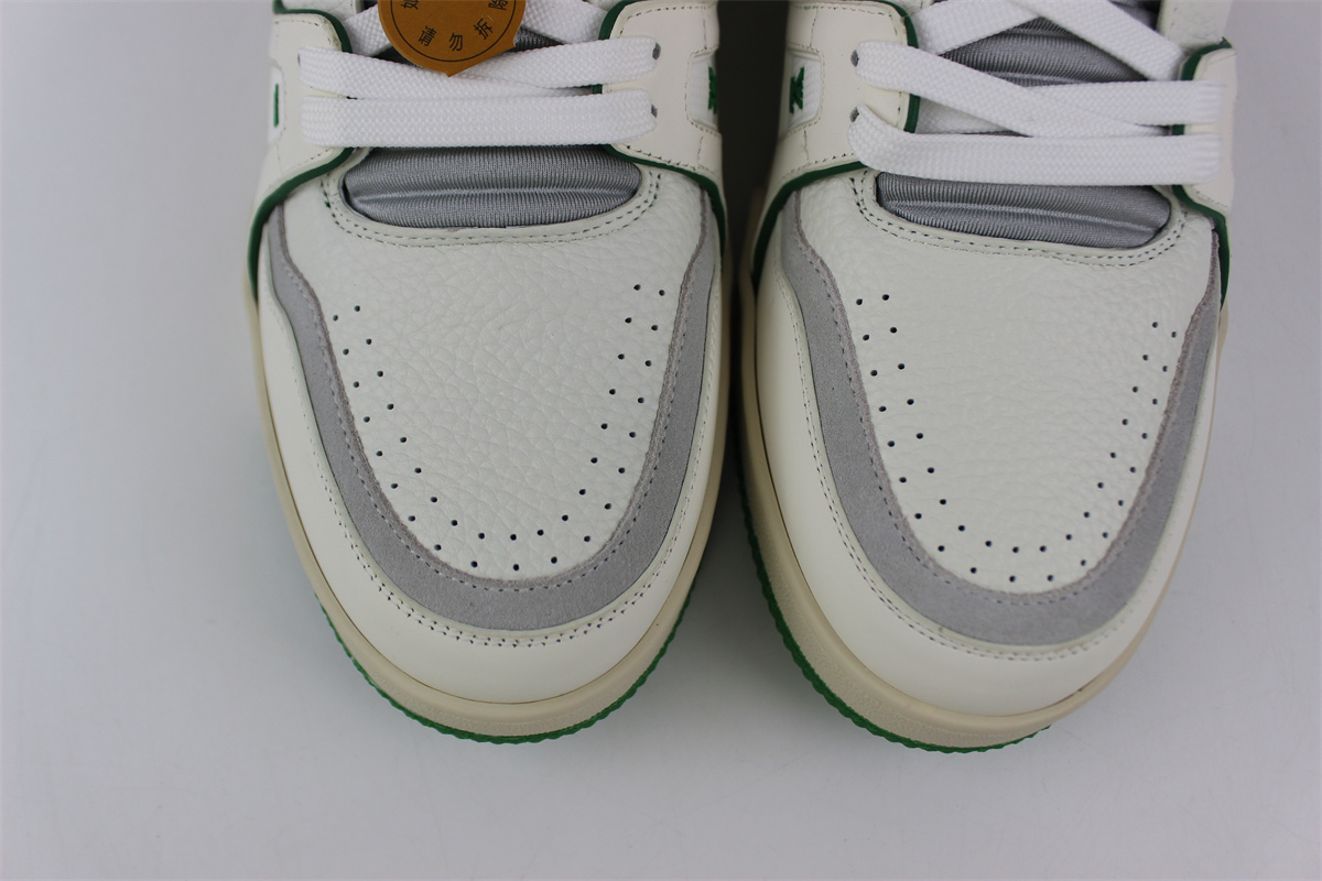 l**is V*t*n white green arch light sneaker