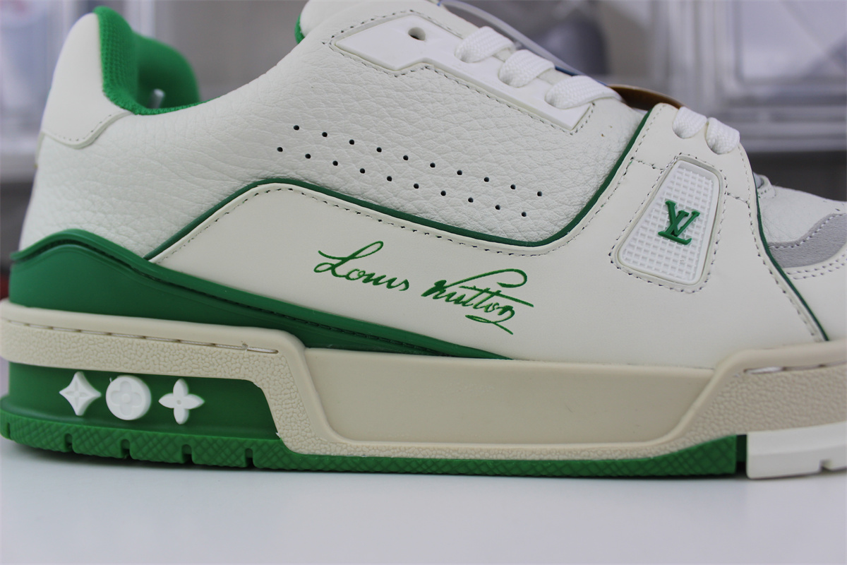 l**is V*t*n white green arch light sneaker