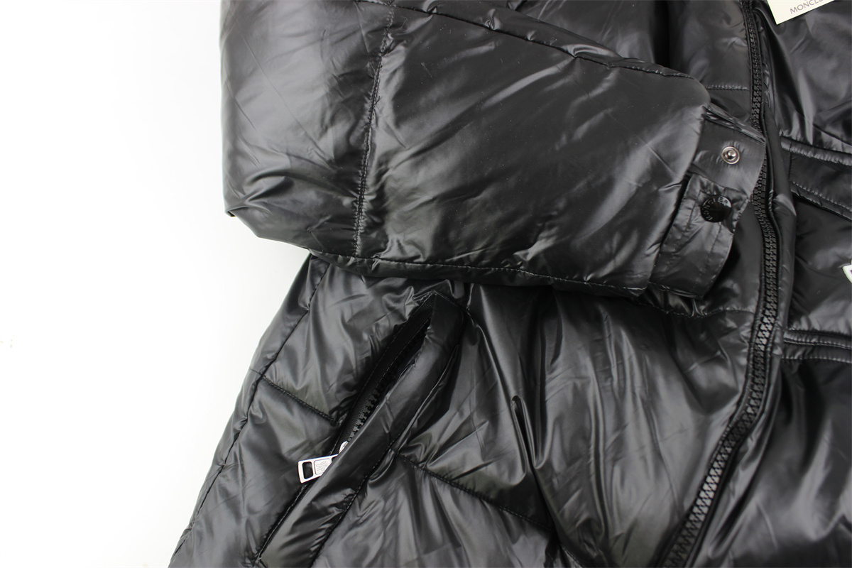 Moncler Winter Down Jacket (from size 1-5)