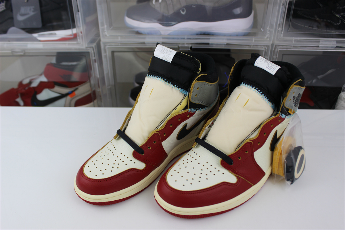 GOAT Union LA x Air Jordan 1 High OG “Chicago”