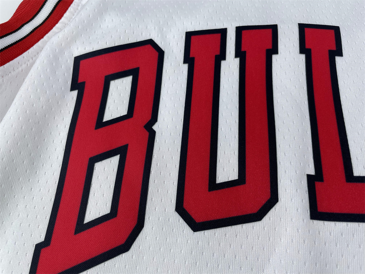 Jerseys (for one piece) send me photos of which you looking for