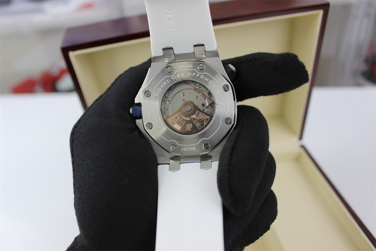 AP Audemars Piguet White Watch (42 x 14mm)