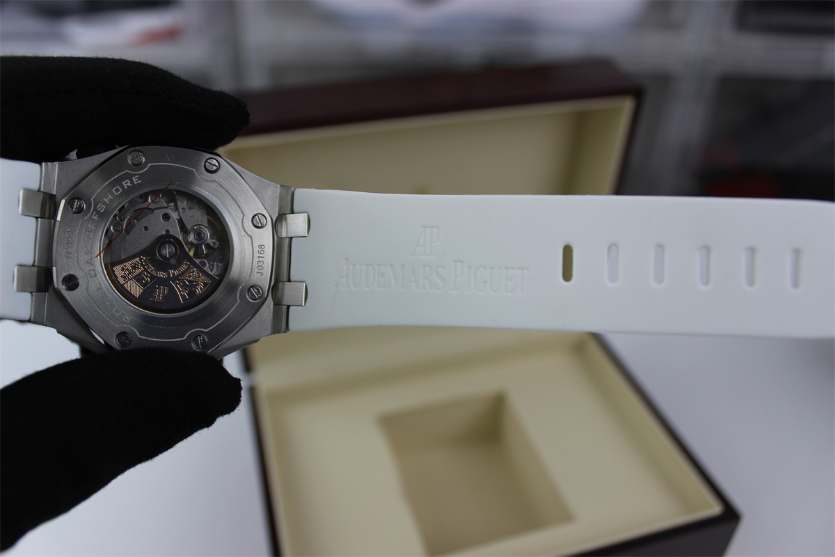 AP Audemars Piguet White Watch (42 x 14mm)