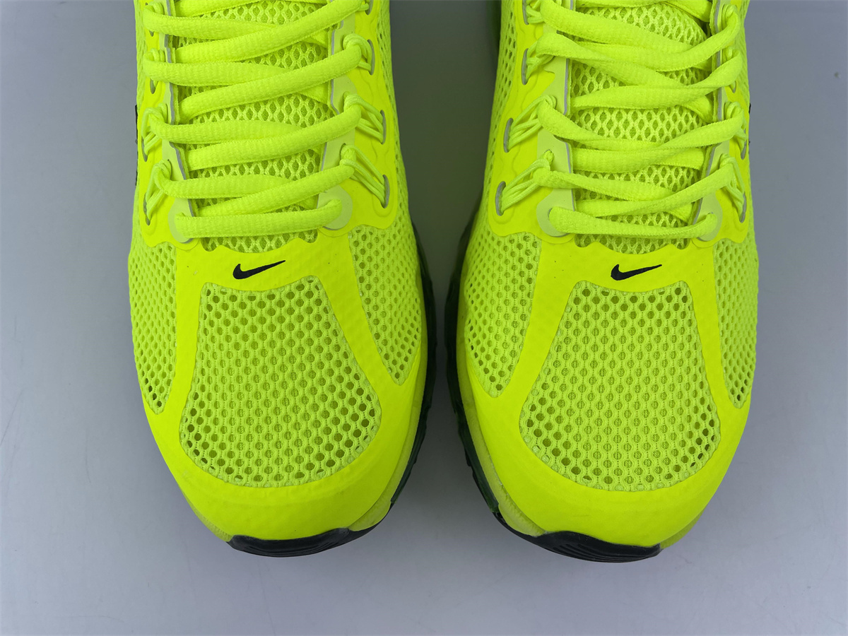 Nike Air Max 2013 “Volt”