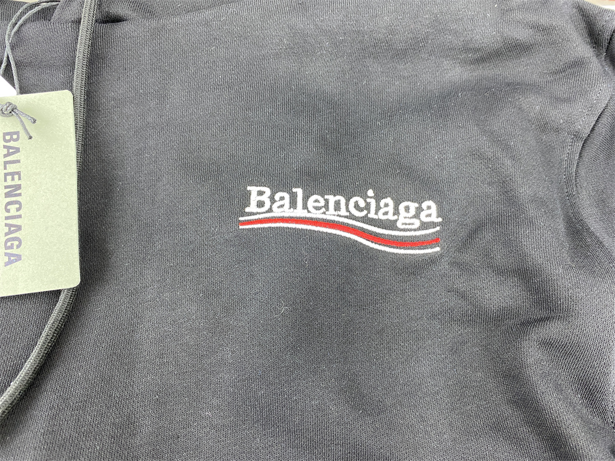 Ba*len*cia*ga cola wave black color hoodie