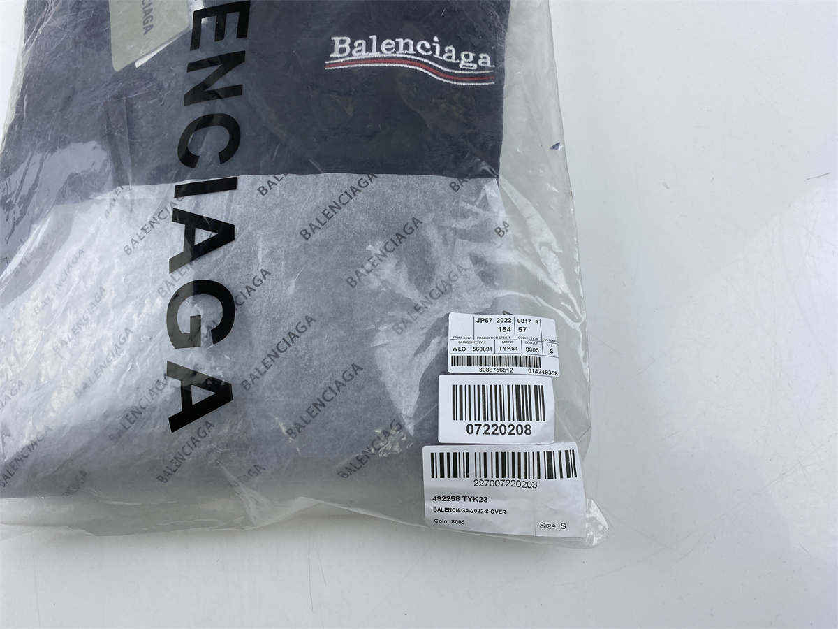 Ba*len*cia*ga cola wave black color hoodie