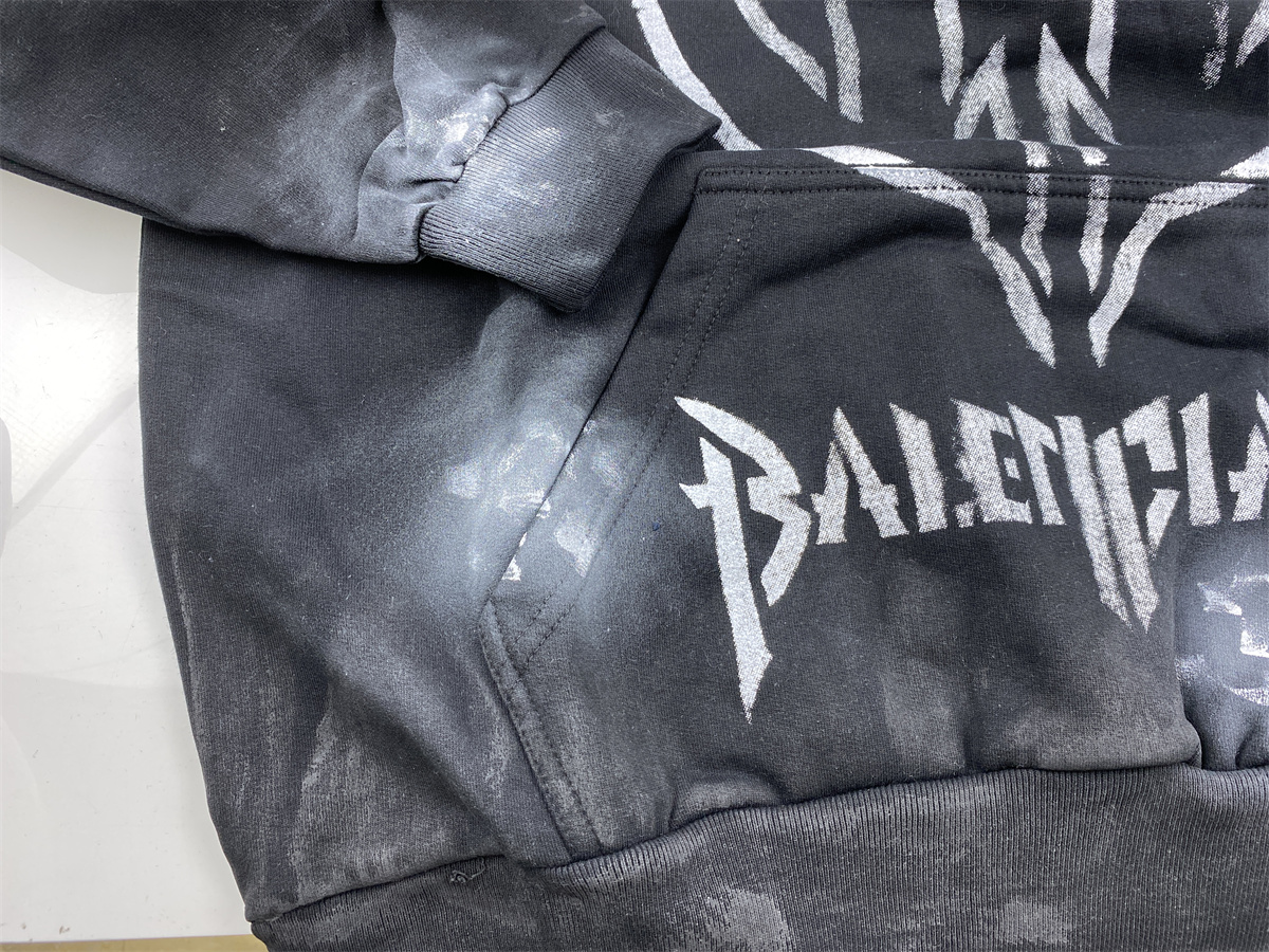 Ba*len*cia*ga graffit black