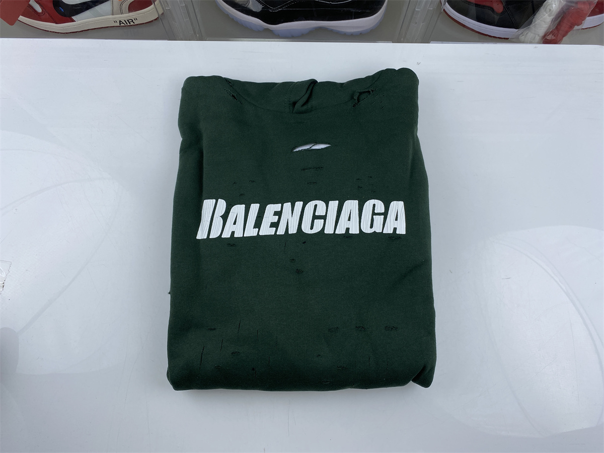 Ba*len*cia*ga green scratch hoodie (fit one size larger than regular one)