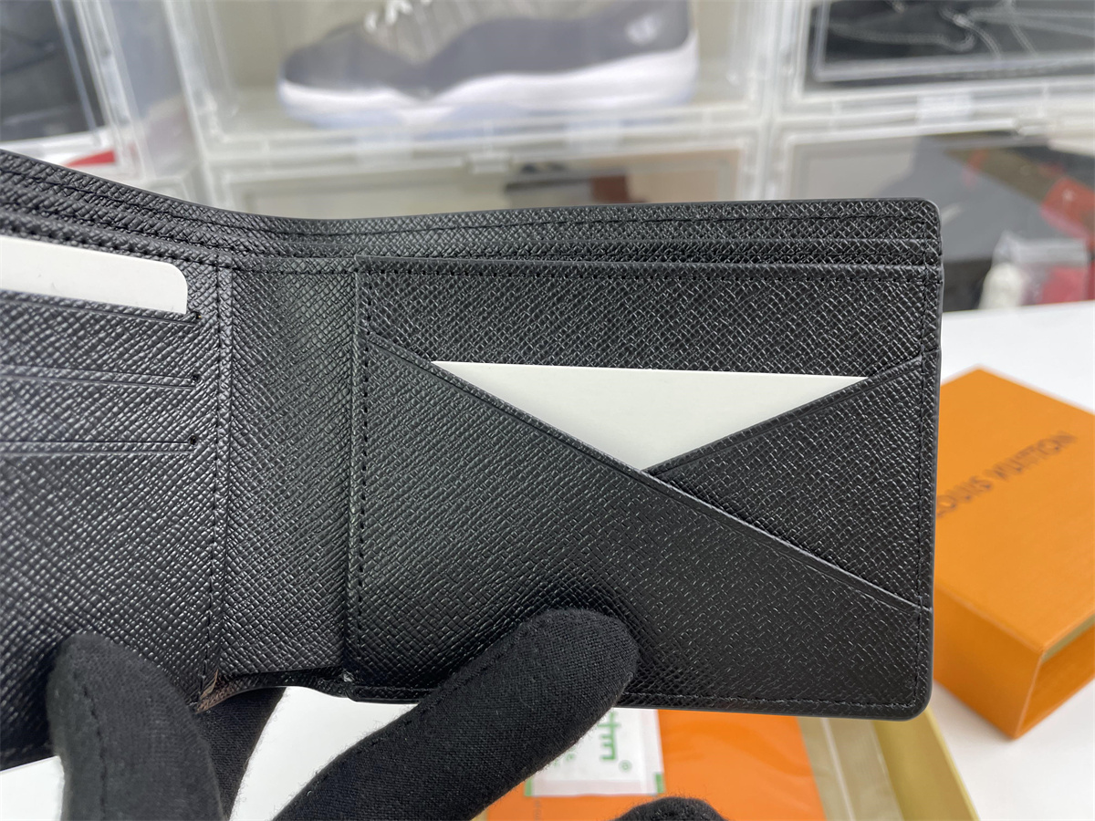 LV Multiple Black Wallet ( 11.5 x 9 x 1.5 cm)