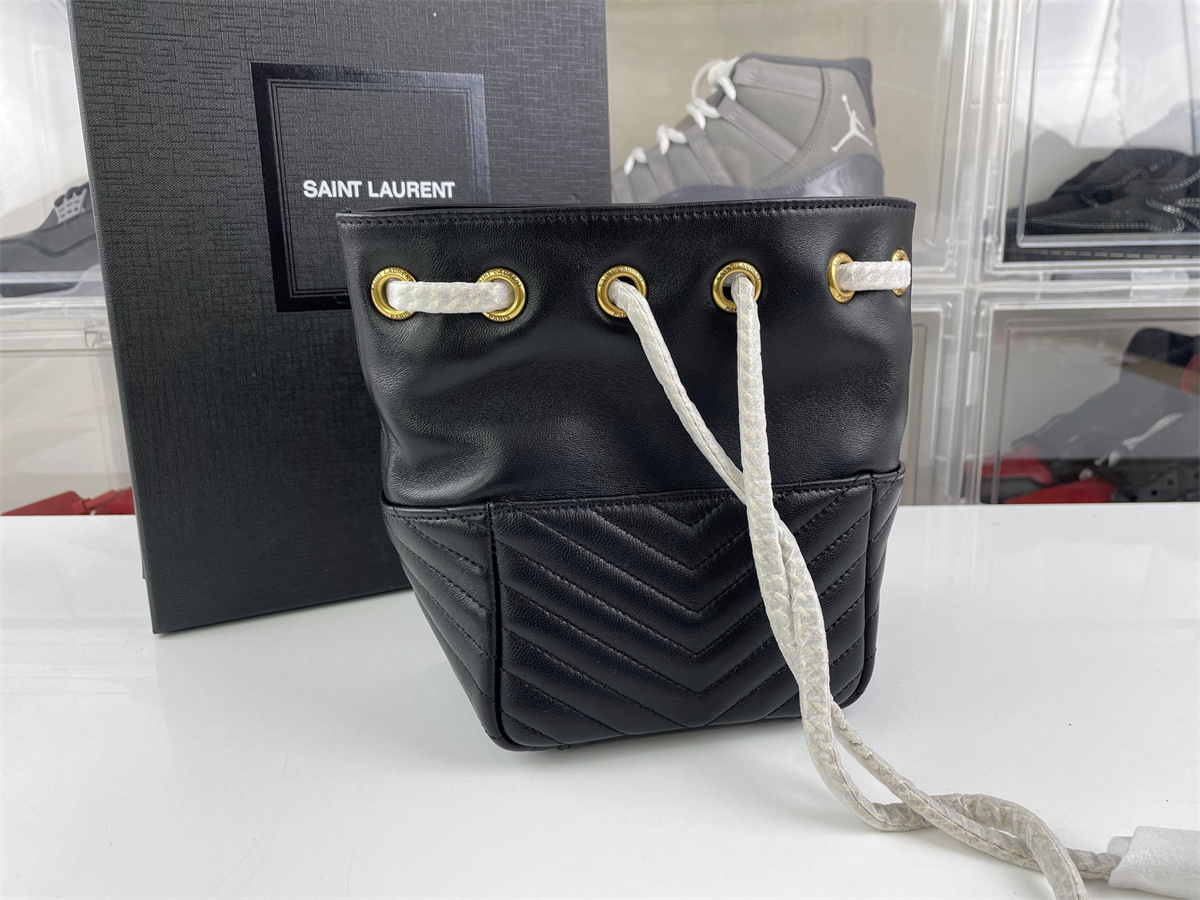 YSL Mini Black Bucket ( 19 x 13 x 13 cm)