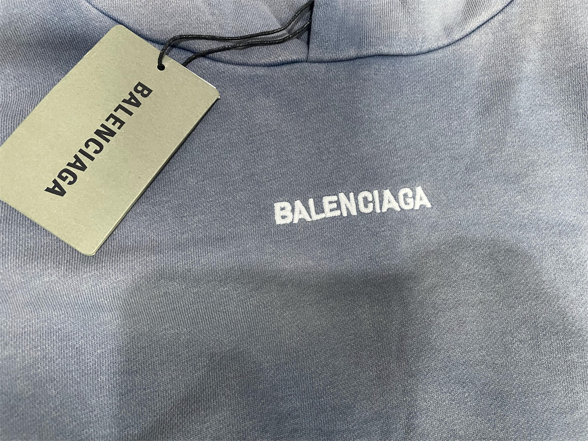 Ba*len*cia*ga wathet blue hoodie
