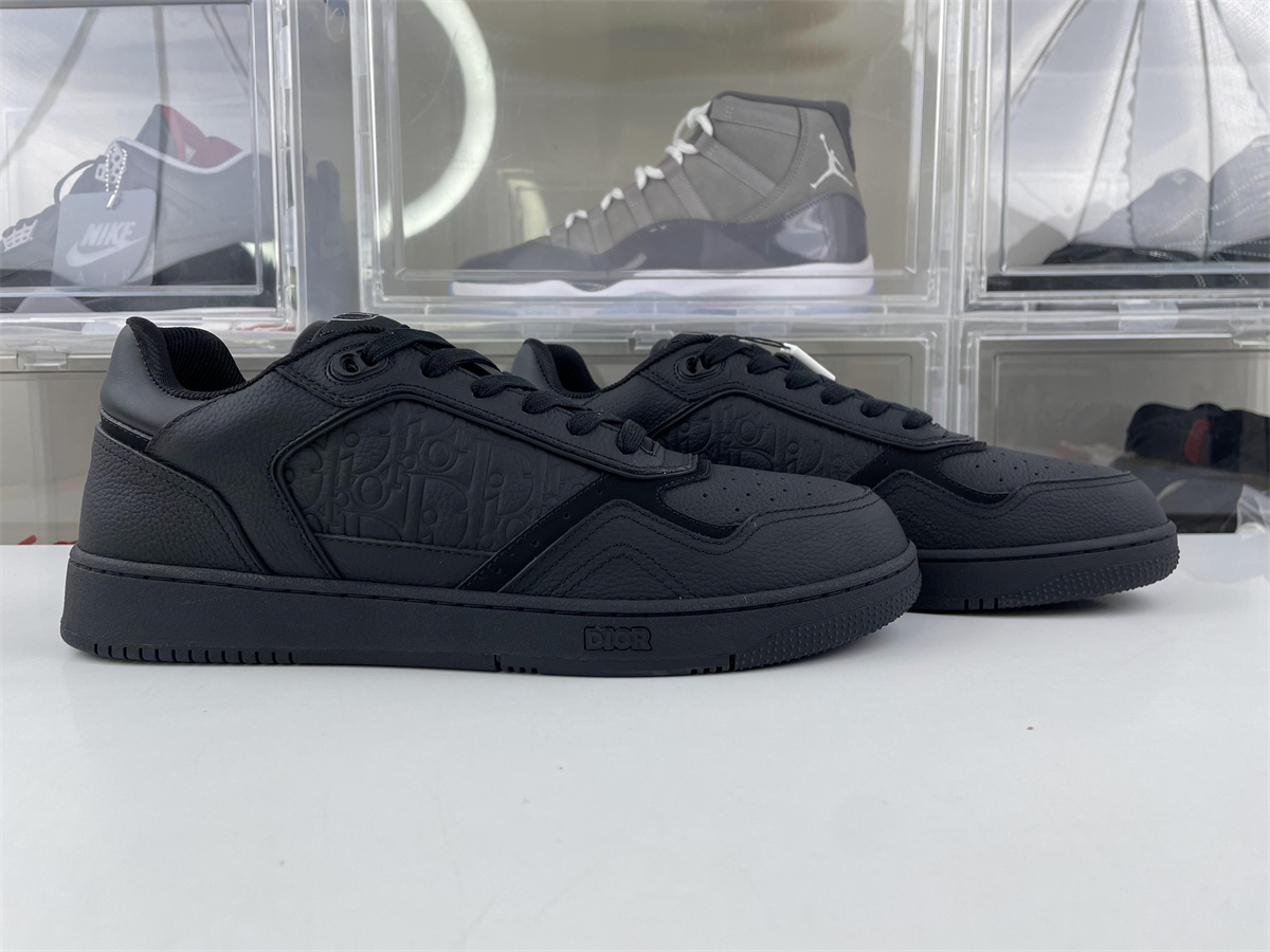 D shoes Black B27