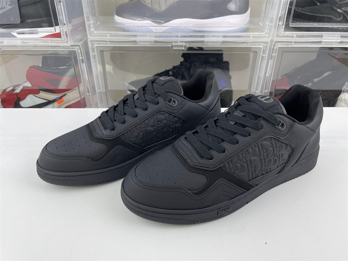 D shoes Black B27