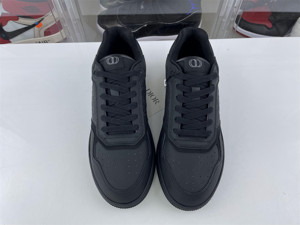 D shoes Black B27