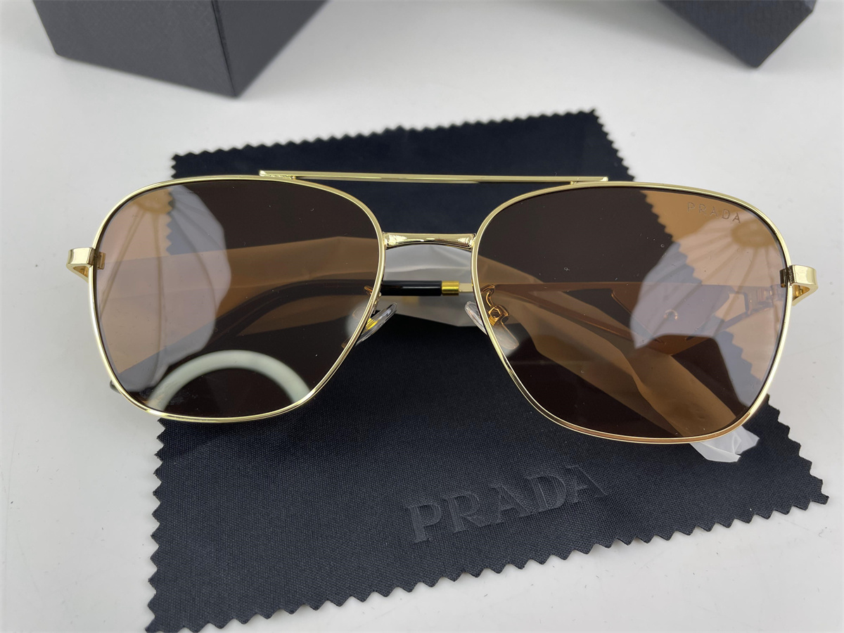 Pra*a sunglasses fashion style