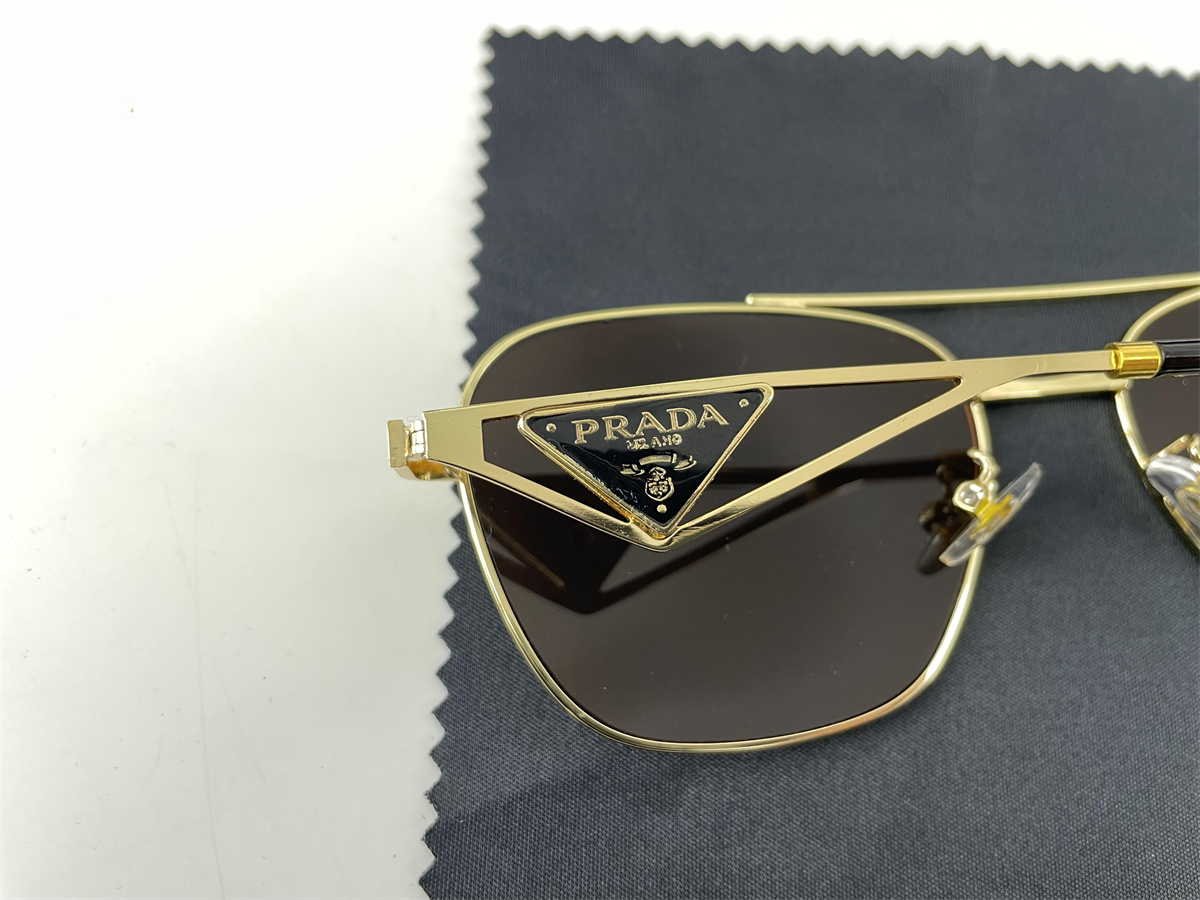 Pra*a sunglasses fashion style