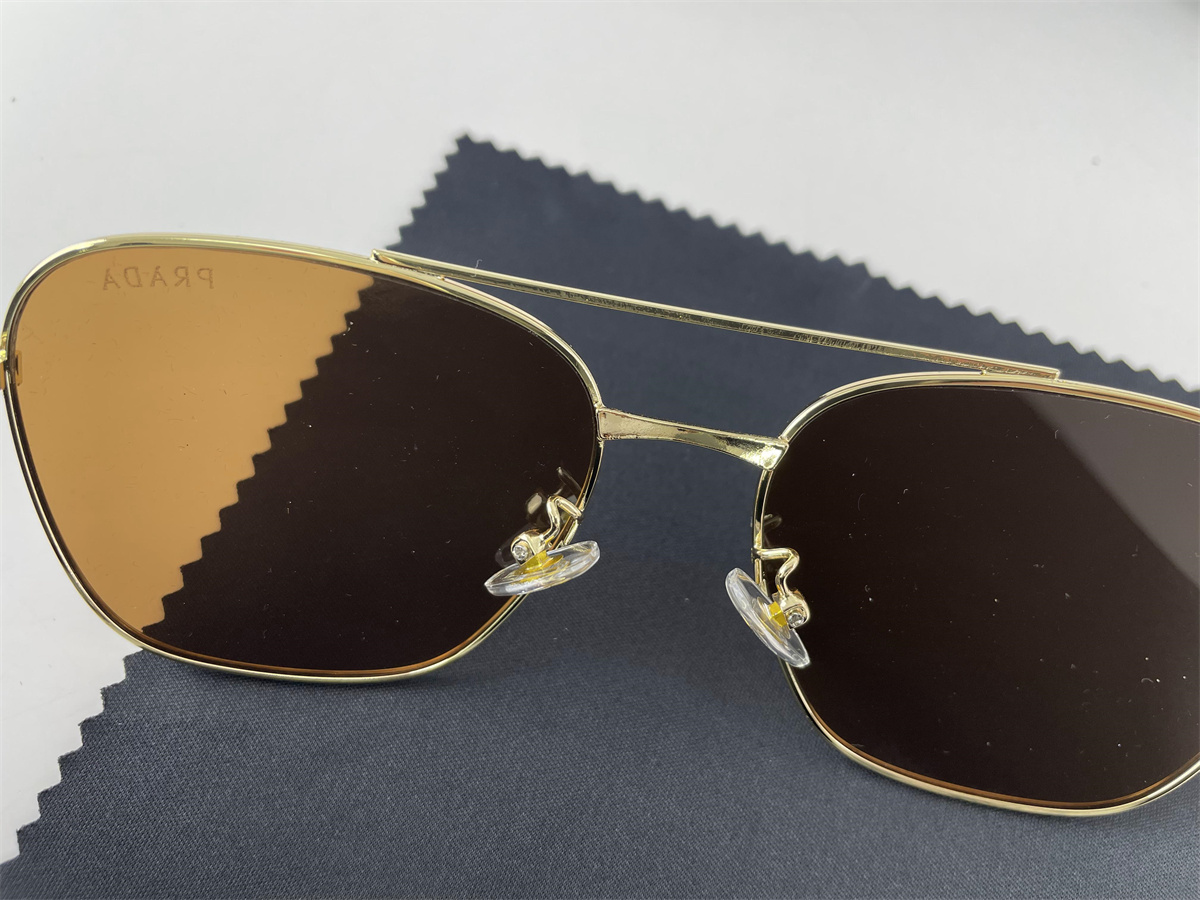 Pra*a sunglasses fashion style