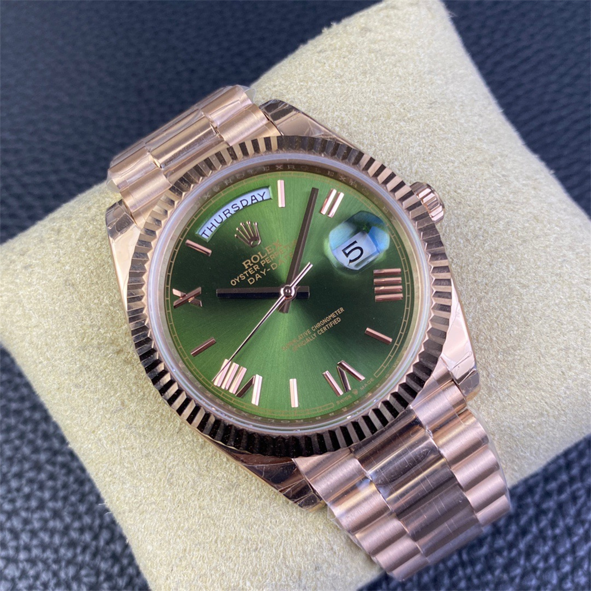 Rolex Green Day-Date Golden watchhands (41mm)