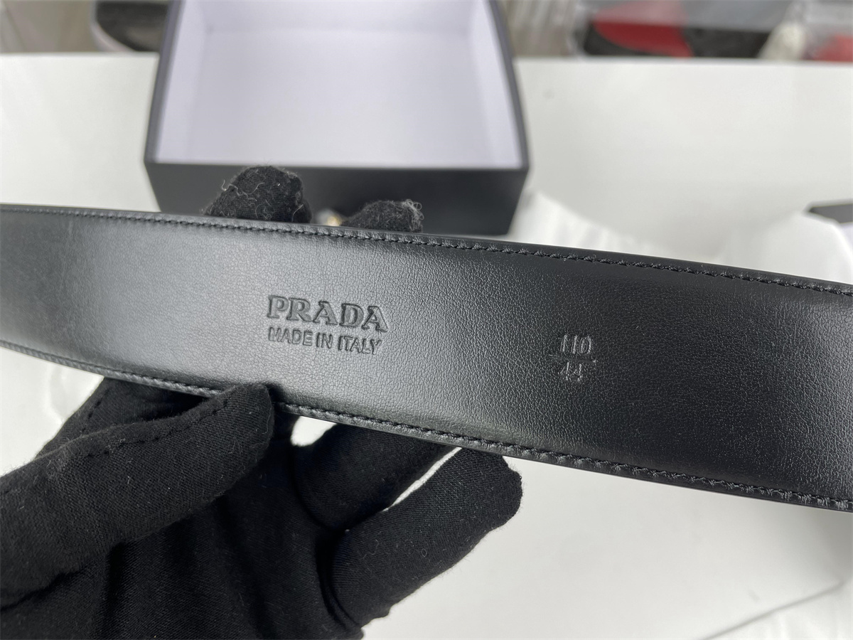 Pra*a belt for mens