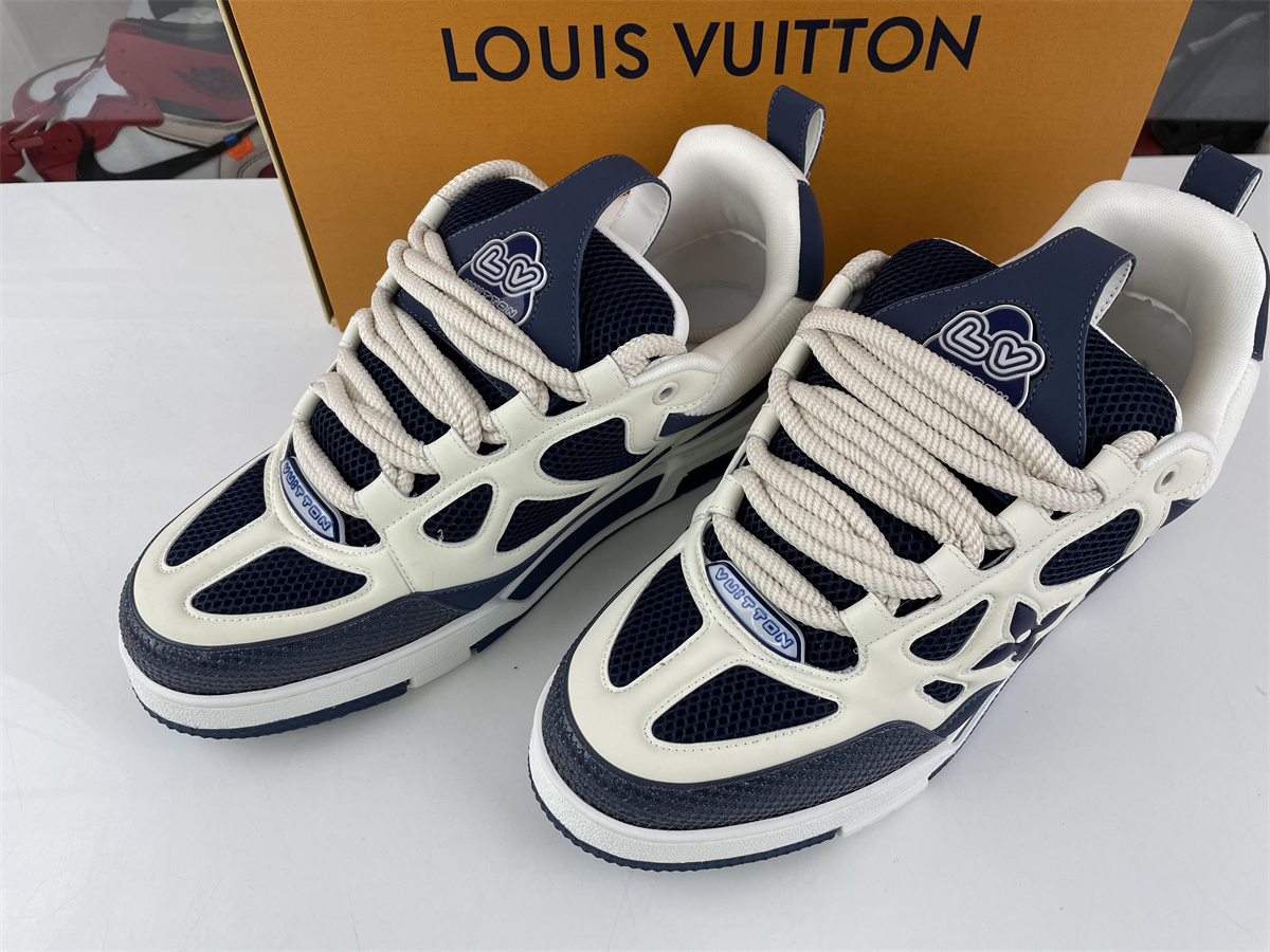 l**is V*t*n lv trainer dark blue four leaf clover