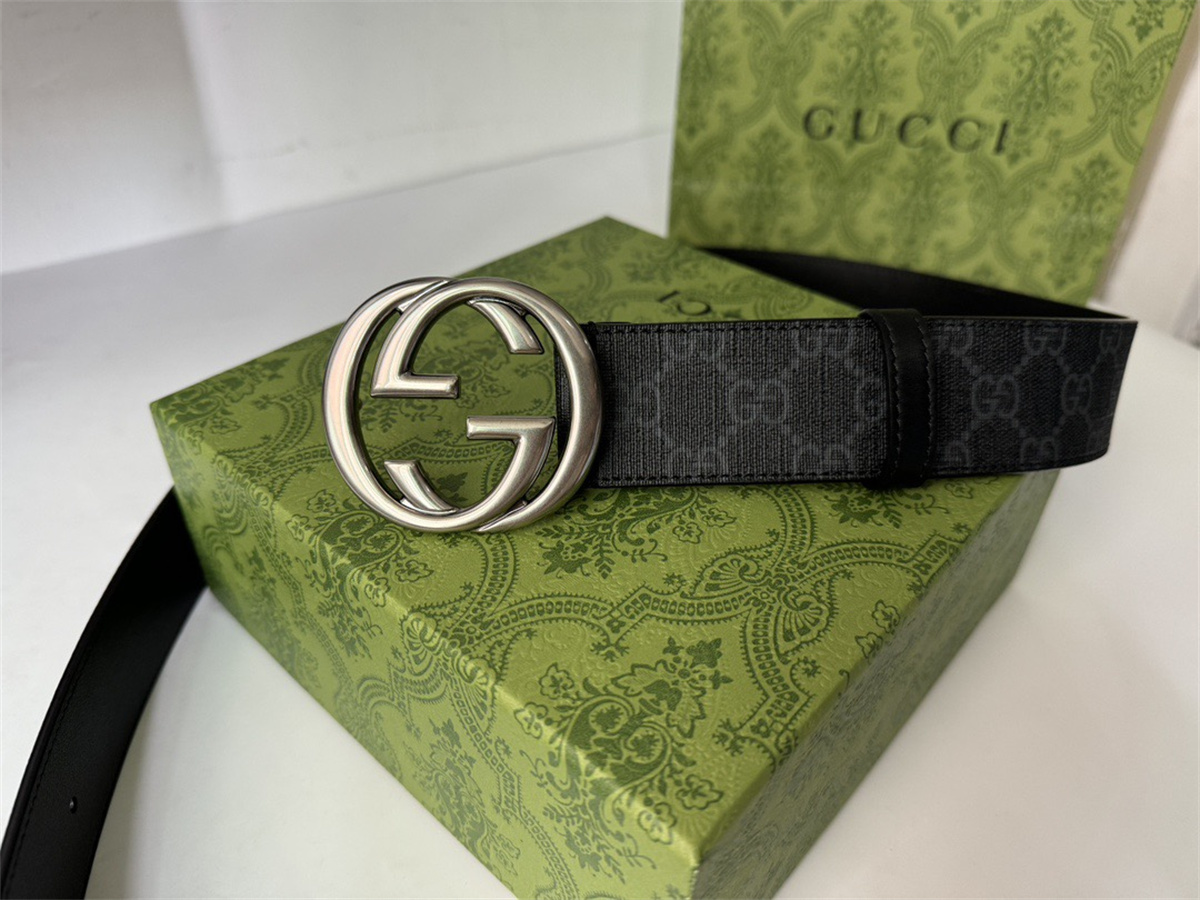 g*u*i black S*p*e canvas belt
