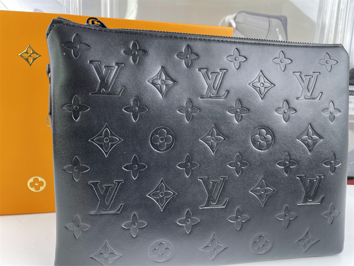 Black LV Coussin bag ( 26x20x12cm )
