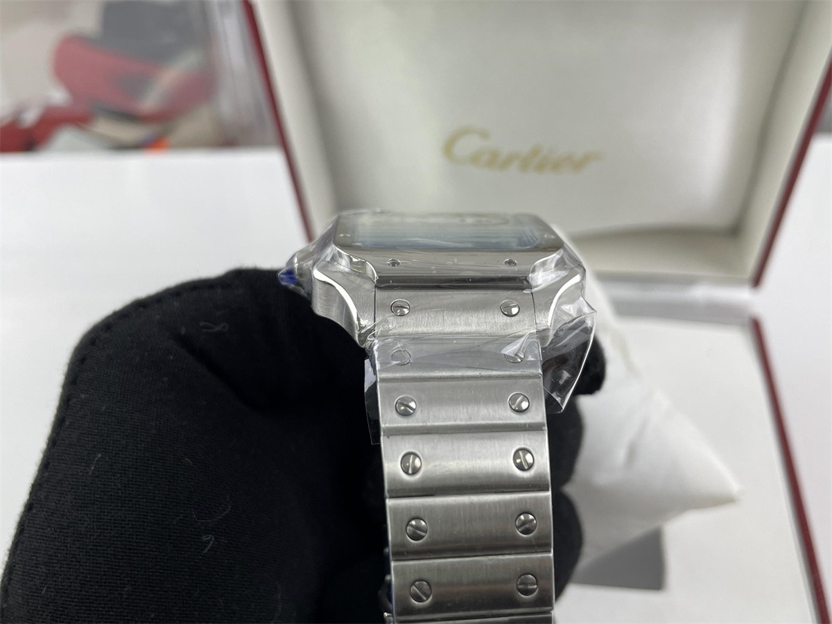 Cartier mens Watch, (39.8x47.5x9.08mm )