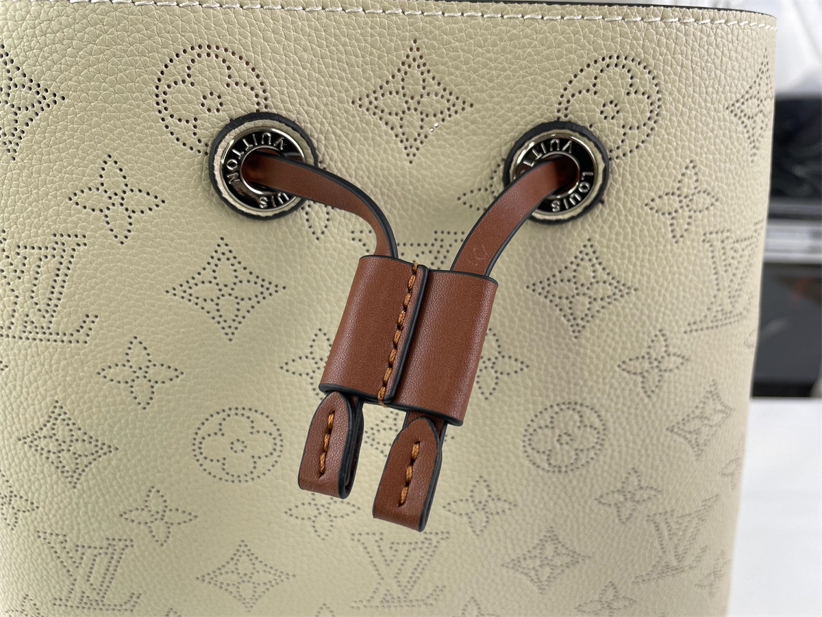 LV Muria Bucket (25 x 25x 20 cm)