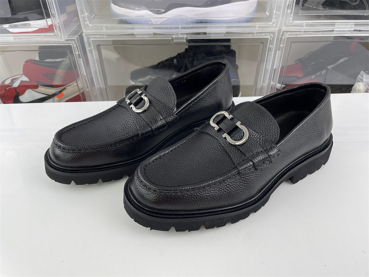 Ferragamo Black unisex shoes Mille
