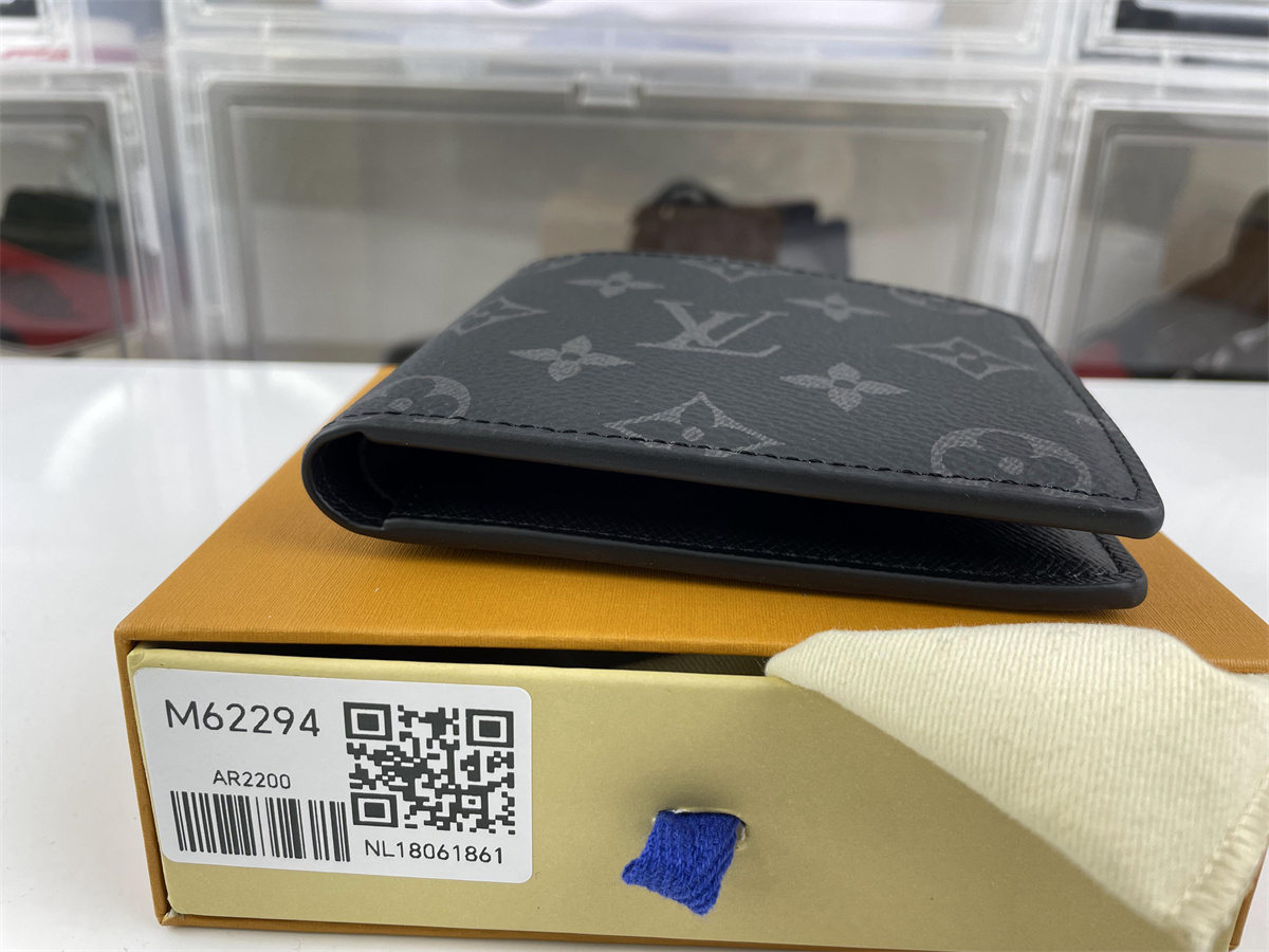 LV Black Grey Wallet Monogram eclipse (11.9 x 9cm）