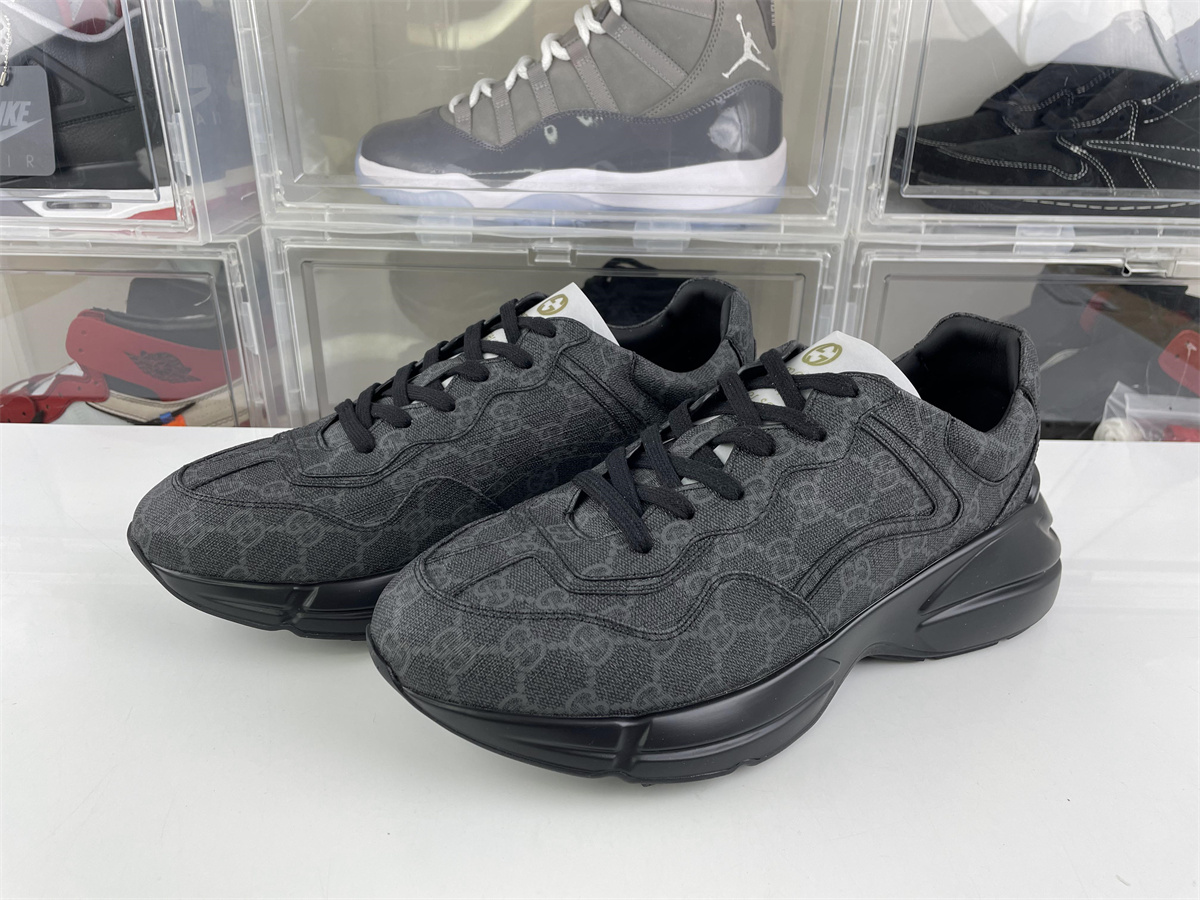 g*u*i rhyton black gg S*p*e sneaker