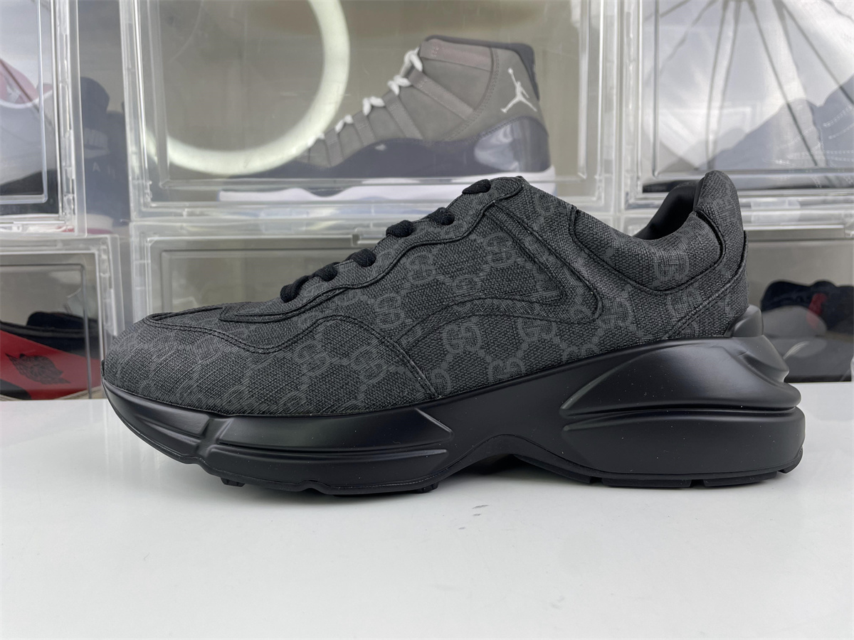 g*u*i rhyton black gg S*p*e sneaker