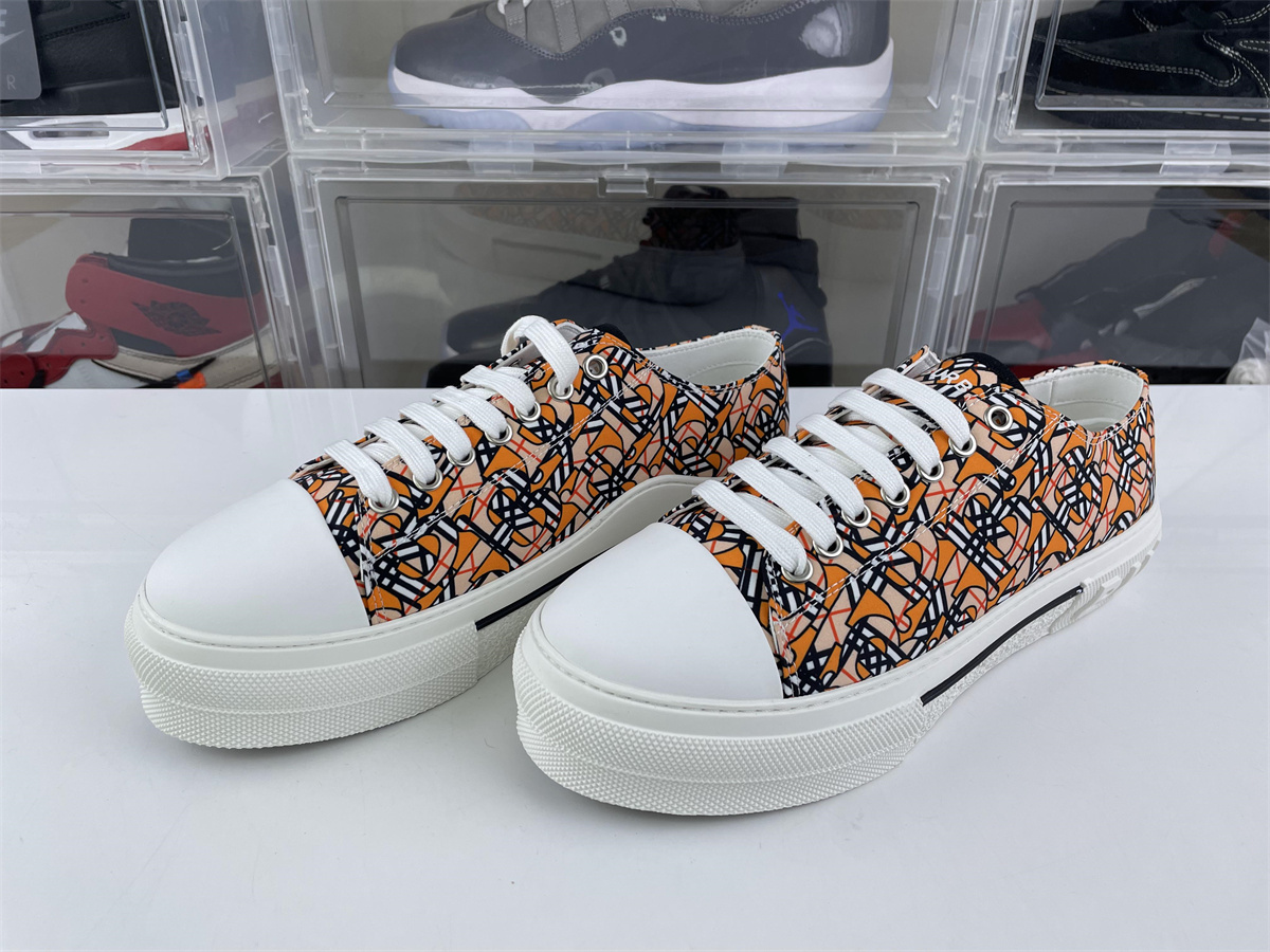 B**rry vintage unisex shoes