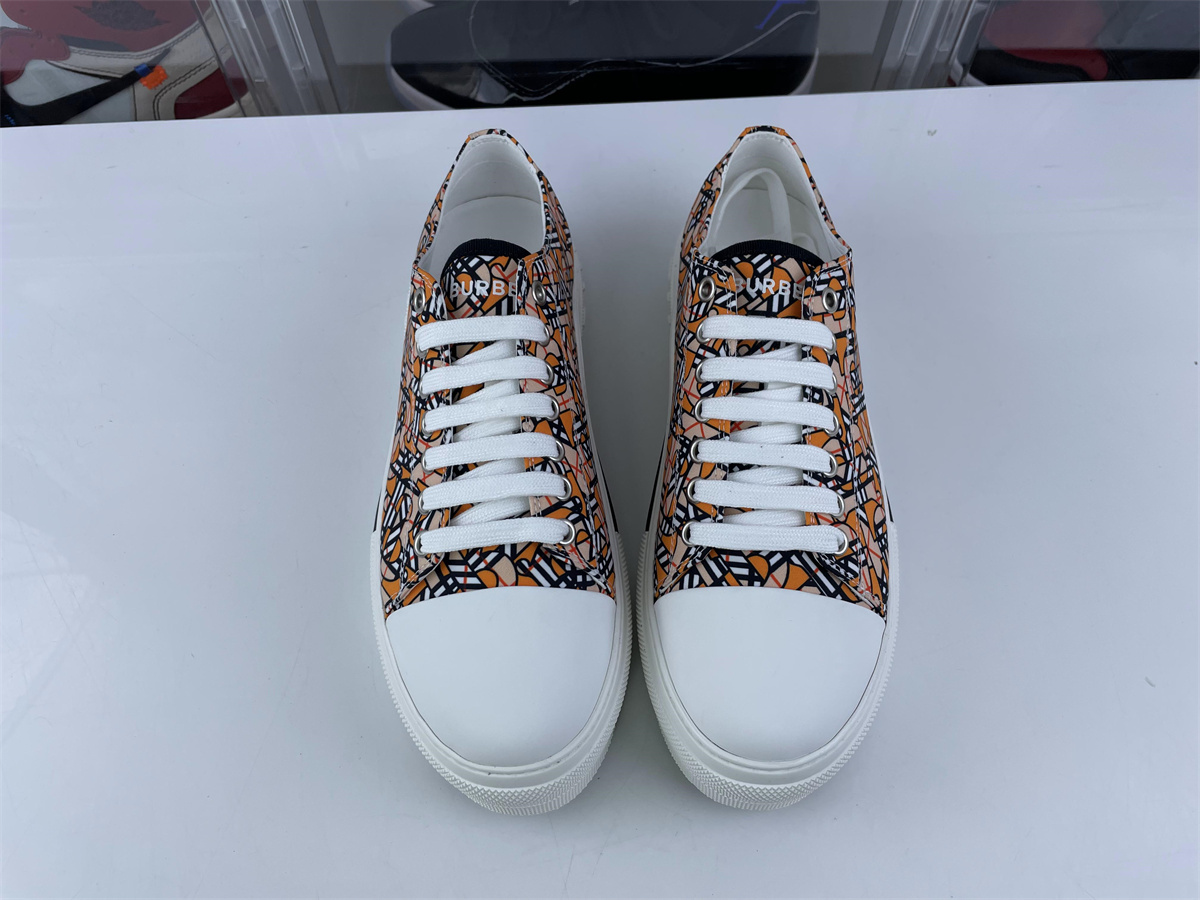 B**rry vintage unisex shoes
