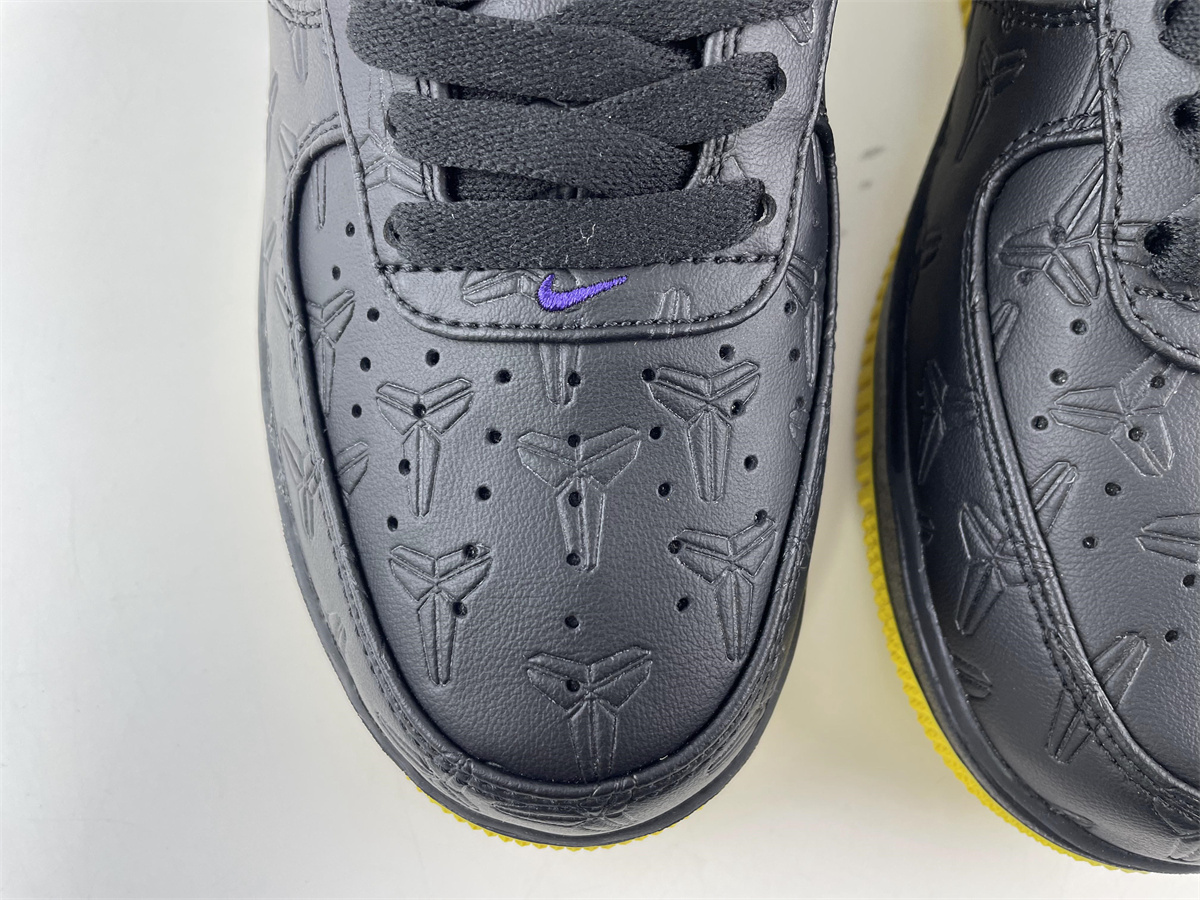 Kobe x Nike Air Force Low “Away” (Non-Numbered)