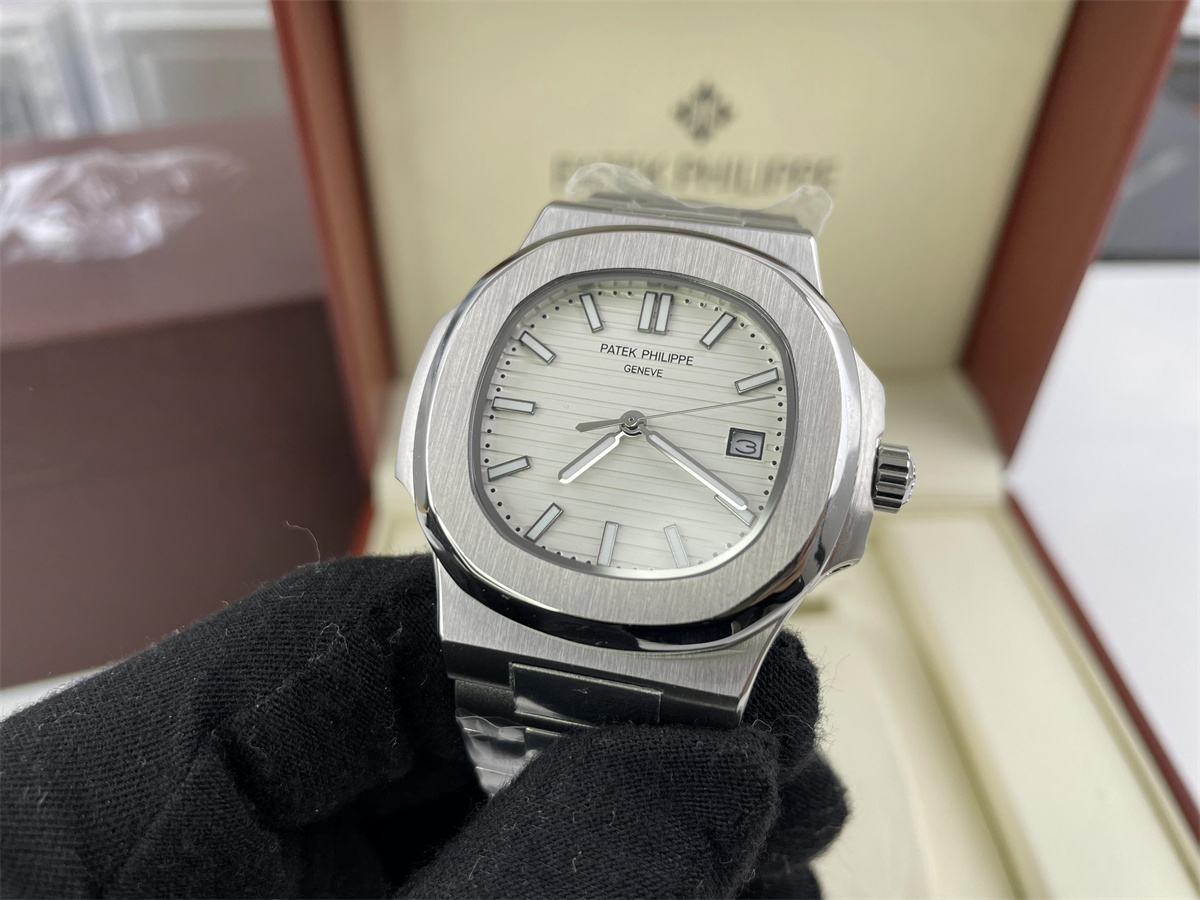 PATEK Philippe Geneve Whte Silver watch (40x8.3mm)