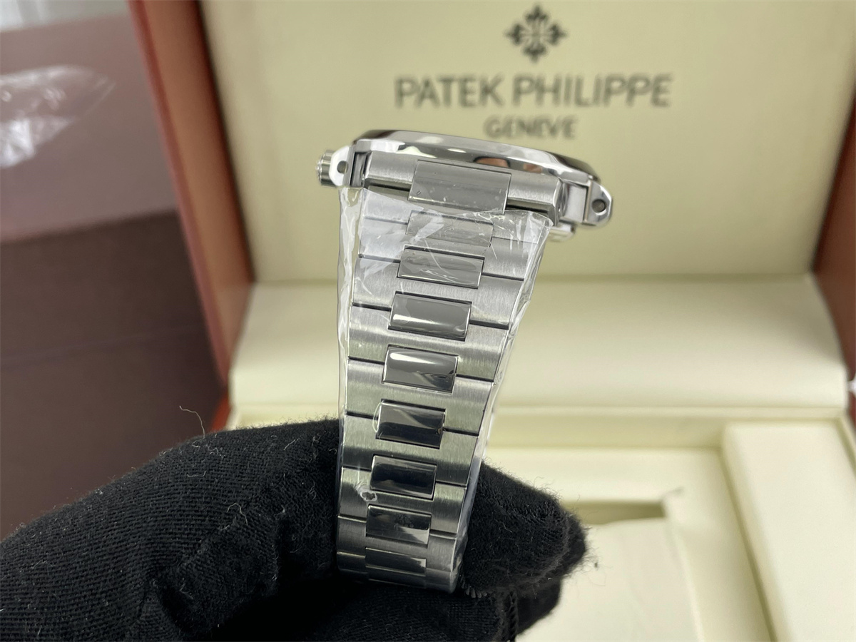 PATEK Philippe Geneve Whte Silver watch (40x8.3mm)