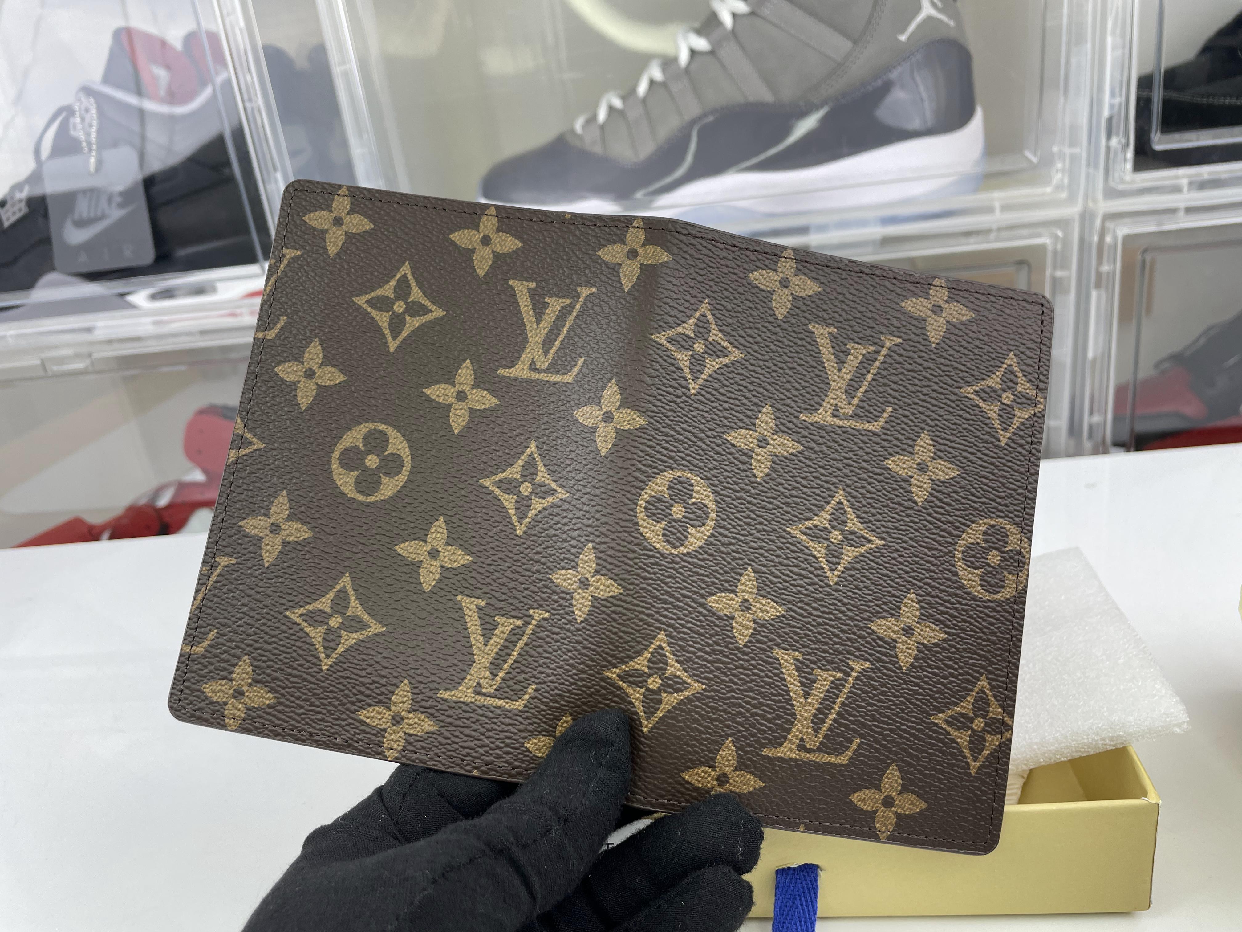 l**is V*t*n passport cover classic style or paris tower (price for 1 pcs)