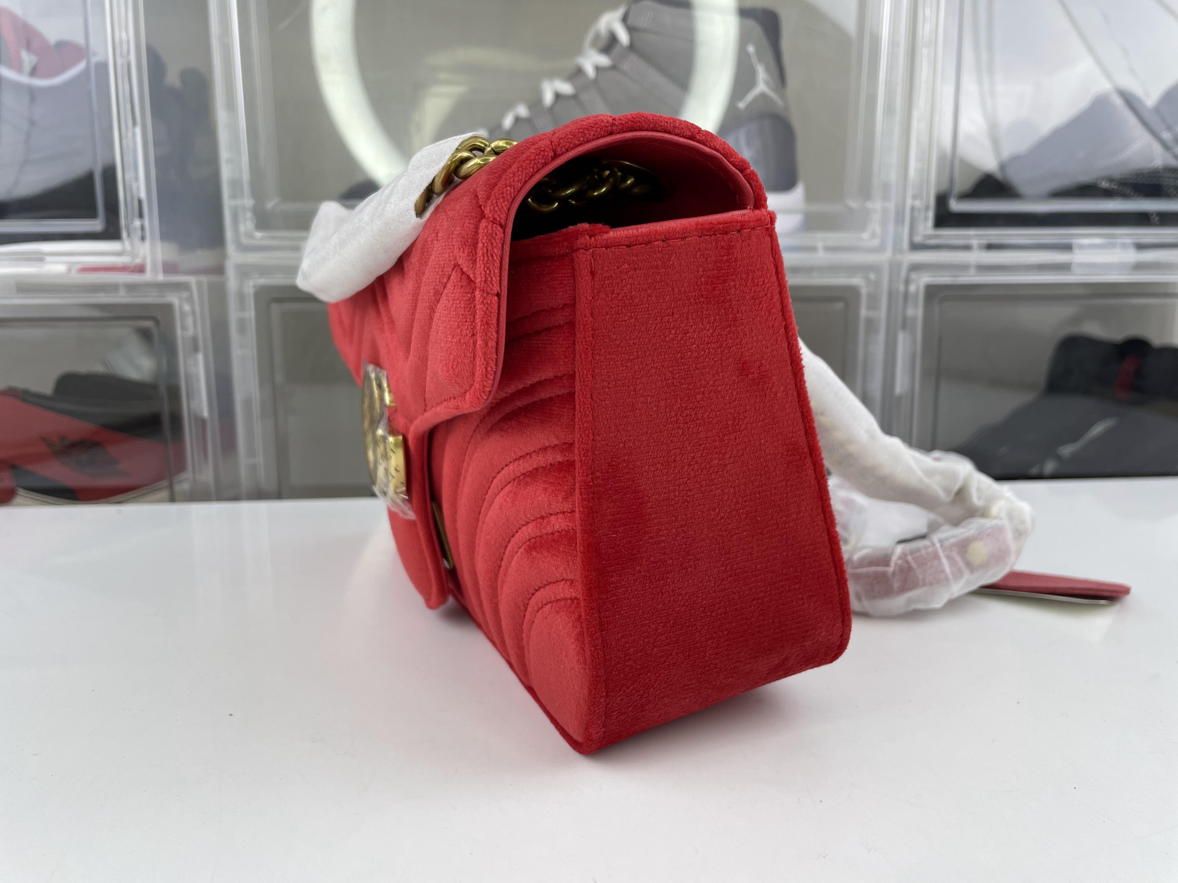 G*u*i wine red suede bag (26 x 15 x7 cm)