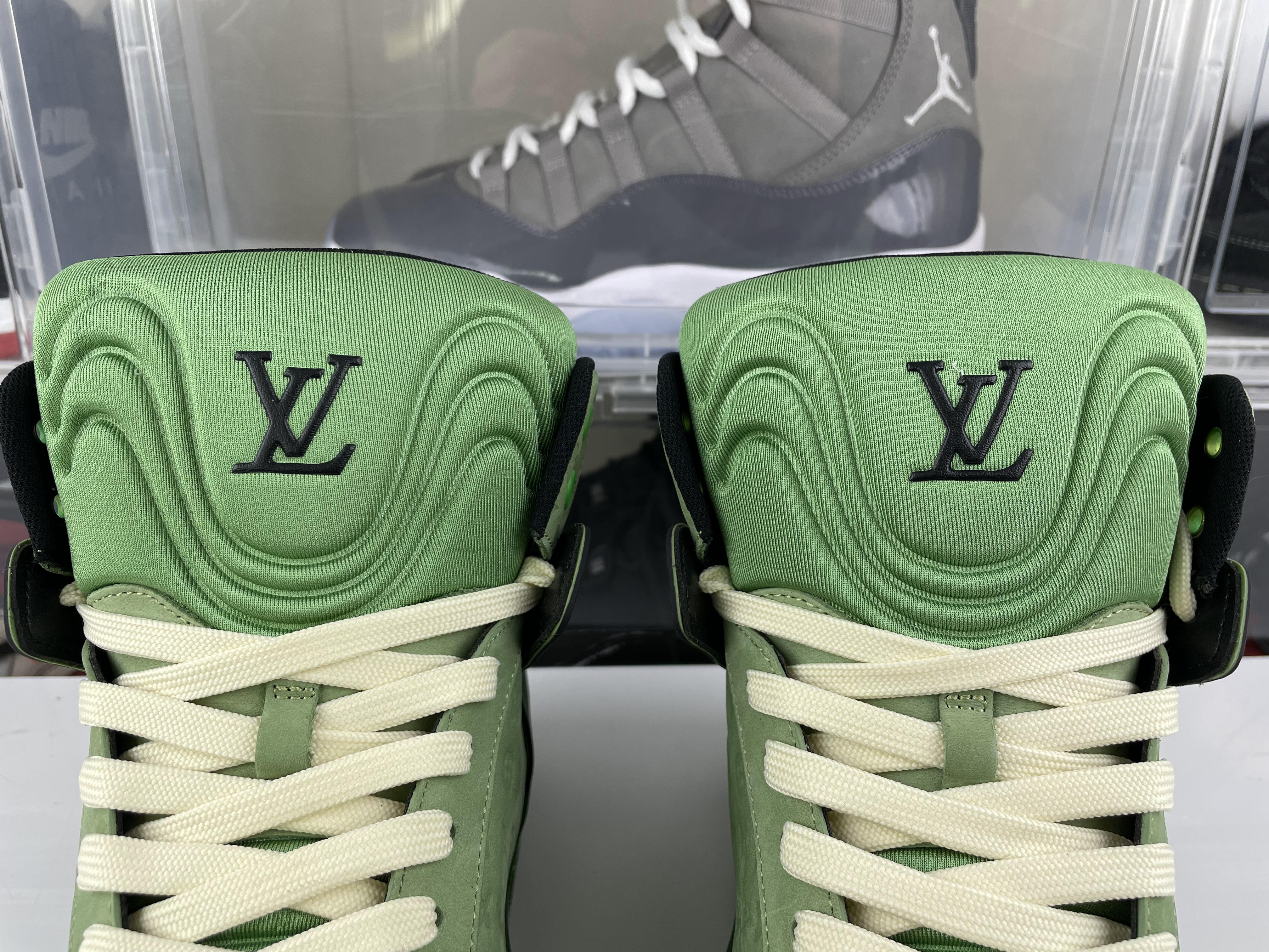 l**is V*t*n green arch light high boost sneaker