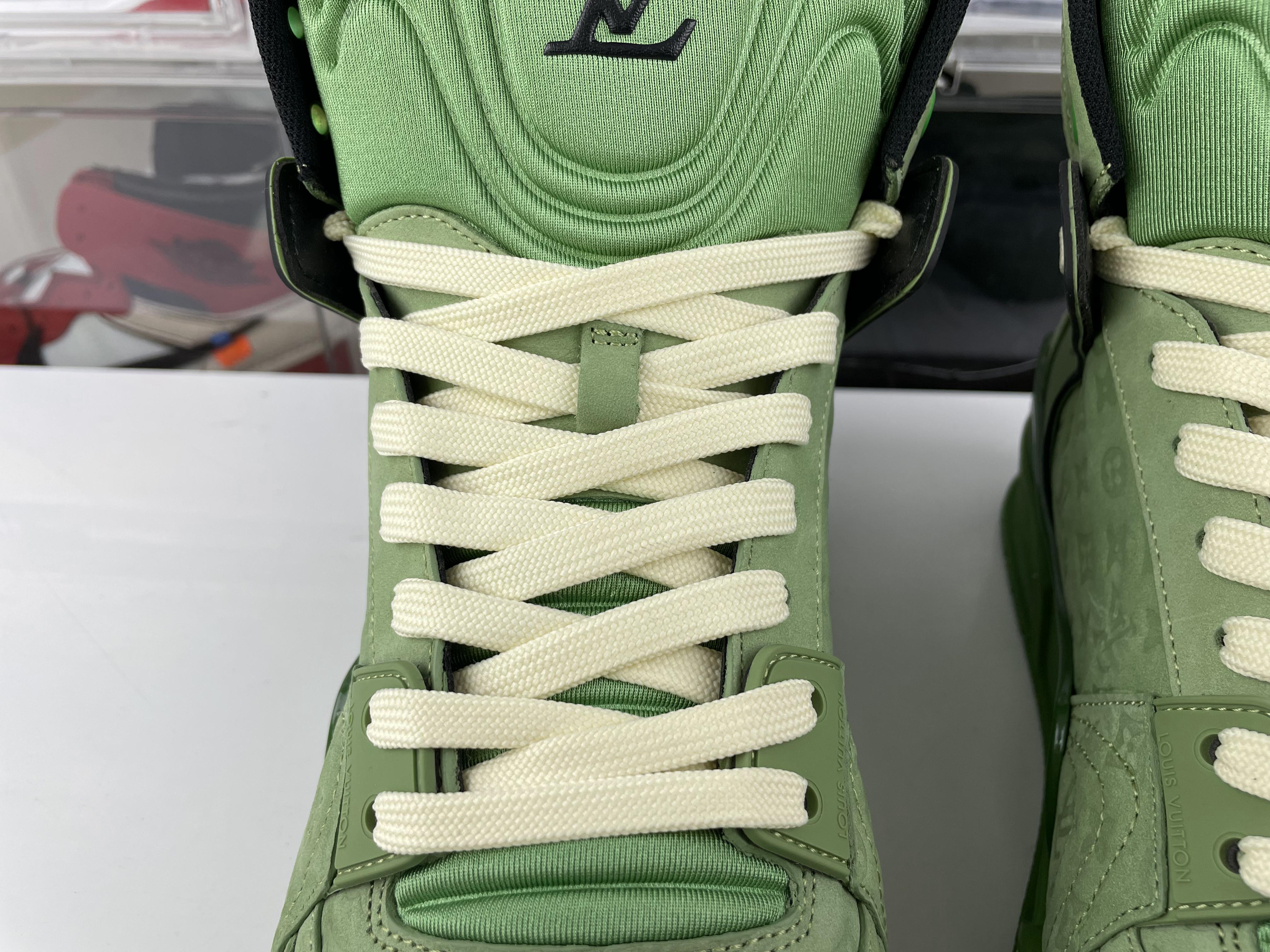 l**is V*t*n green arch light high boost sneaker